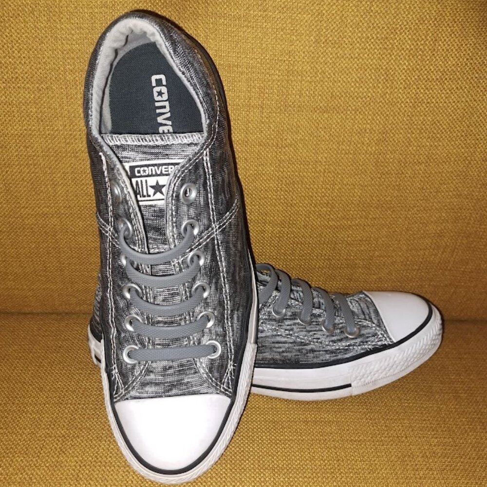 Converse Women's Low Chuck Taylor All Star Gray/White with Elastic Laces Size 8